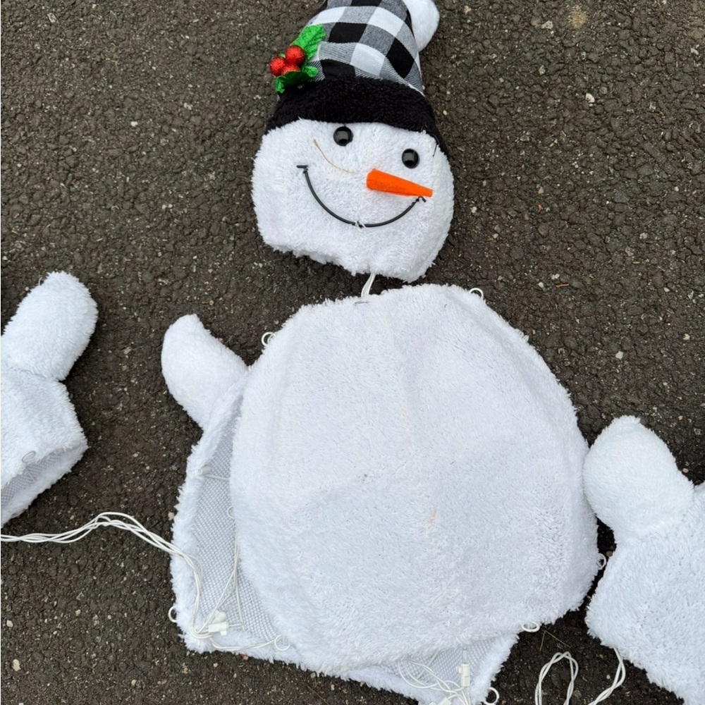 Festive Snowman String Lights - Picture 10 of 10